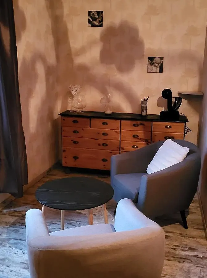 Montlaur  La Boriette Du Rougier B&B